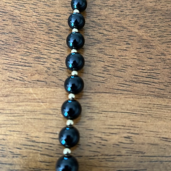 Black Onyx Bead Necklace - Picture 3 of 5